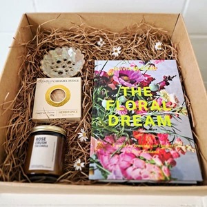 Products: The Floral Dream Gift Box