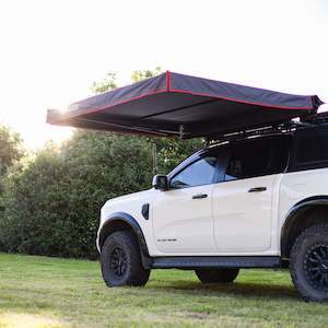 Awnings: 2m quick shade