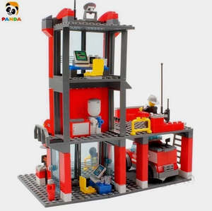 Building Block Fire Station Set