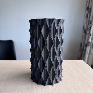 Planter Pots: 3D Printed Diamond Vase - black