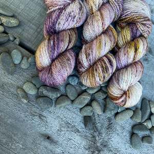 In Stock: Agnes Nutter ~ Merlin Worsted ~ Merino Linen 10ply