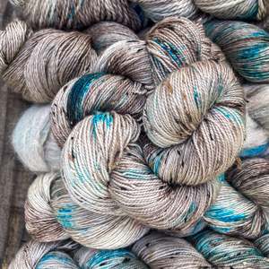 Tweedy Fingering: Dick Turpin ~ Tweedy ~ Donegal Nep Merino Sock