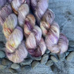 Agnes Nutter ~ Aura ~ Suri Silk Fluff