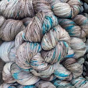 Tweedy Dk: Dick Turpin ~ Tweedy DK ~ Donegal Nep Merino 8ply