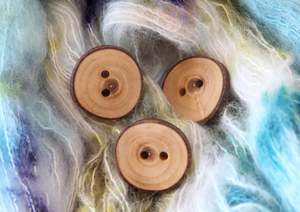 Plum wood buttons 2.8cm