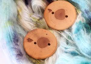 Apple wood buttons 4.5cm