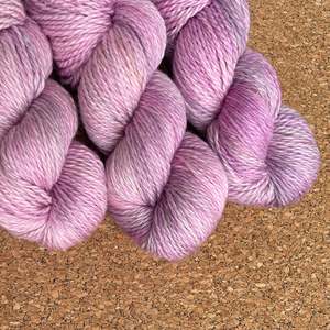 Zollingeri ~ Merlin Worsted ~ Merino Linen 10ply