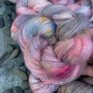 Libra ~ Aura ~ Suri Silk Fluff
