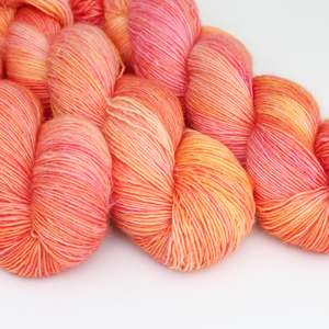 Pink Grapefruit ~ Merlin ~ Merino Linen Singles