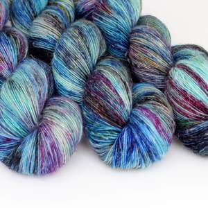 Peacock ~ Merlin ~ Merino Linen Singles