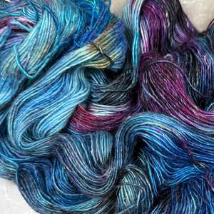 Peacock ~ Merlin Fingering ~ Merino Linen singles