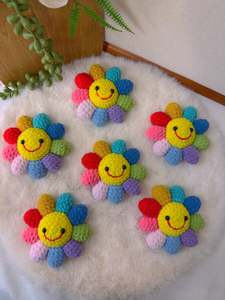 Crochet Decoration: Happy Face Keychain