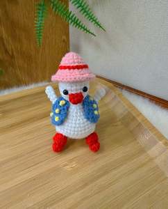 Crochet Decoration: Dressing up Goose Key Charm