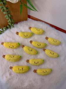 Crochet Decoration: Happy Banana Key Charm