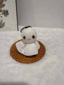 Crochet Decoration: Ghost Key Charm