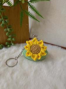 Crochet Bags: Sunflower Coin Purse