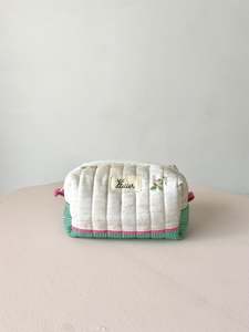 Medium Zipper Pouch – Rosebuds