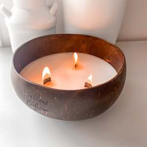coconut: Triple-wick Coconut Candle-Aloe & White Lily