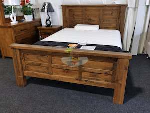 Woodgate# NZ Pine Rustic Bed Frame | King | LS