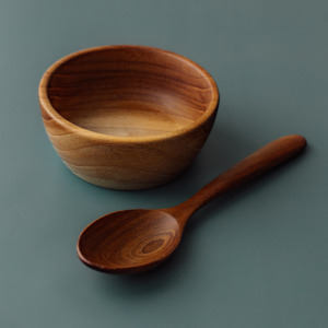 Wooden Utensils For Children: Teak Toddler Bowl & Spoon Set (11 cm) | Yompai NZ