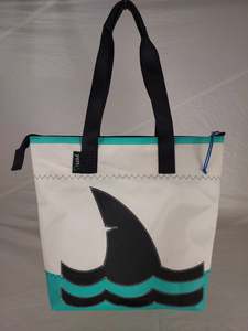 Zip Top Totes: Shark Zip Tote 900