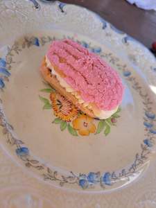 Mini Raspberry Eclair