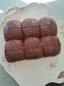 Breads Buns: 6 Pack Chocolate Hot Cross Buns