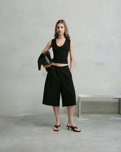 Nothing: Nothing Deep V Tank | Tar