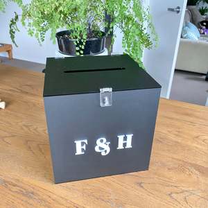 Wishing Well Guest Books: The Elise - Wishing Well 3D