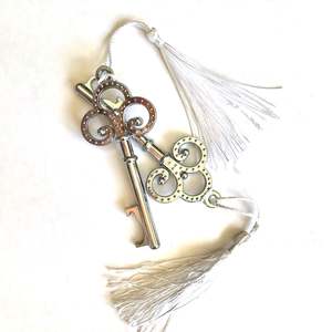 Bridal Bottle Openers: Key Bottle Opener Favours