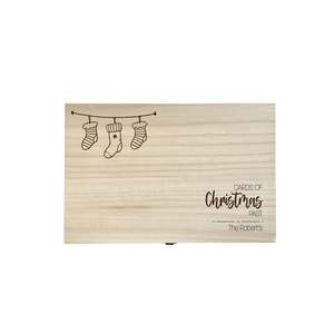 Christmas Decor: Cards of Christmas Past - Roberts