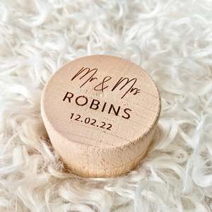 Ring Boxes: Couple ring box - The Grant