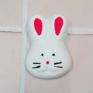 Easter Collection: Earresistible - bath bomb