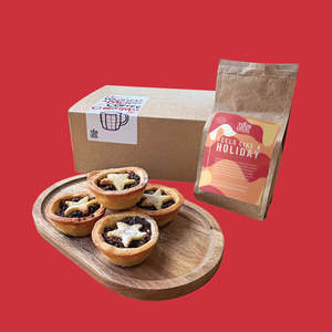 Your Local Holiday Gifts And Goodies: Feels Like A Holiday + Christmas Fruit Mince Tart Bundle