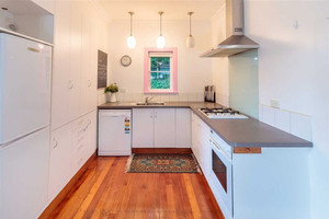 Products: 260 High Street, City Centre, Dunedin - $160-$180 per week Your Property Manage