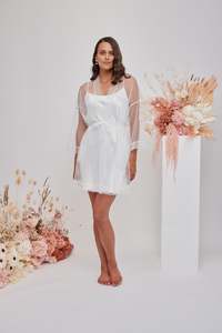 Bridal Accessories: Pearl Robe
