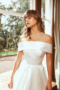 Bridal Accessories: Marinol Satin Wrap