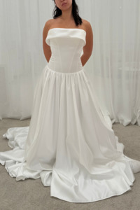 Dresses: Emi V1