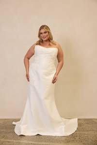 New: Juliette gown with Overskirt