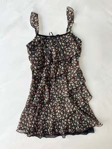 Dress: 00’s Tiered floral mini dress | Size medium
