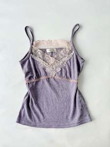 Staff Picks: 00’s Purple velvet lace cami | Size medium