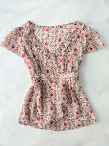00’s Tie waist floral top | Size 18