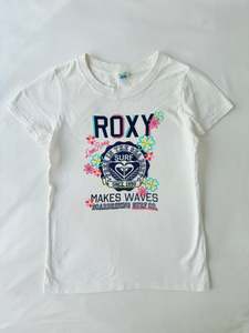 00’s Roxy makes waves tee | Size small