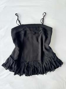 Sale: 00’s Banana Republic ruffle cami | Size 10-12