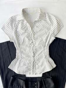 00’s Ruffle striped cinched shirt | Size 12-14