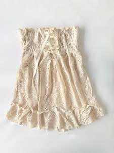 00’s Crochet cream babydoll top | Size 8-10