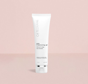 AHA Cleansing gel Youthful Aesthetics