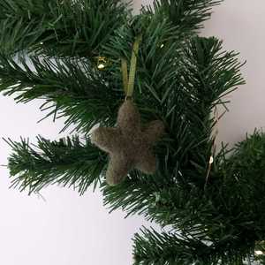 H O M E G R O W N: Felt Star Decoration | Dark Green