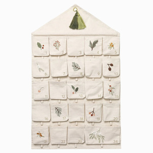 Advent: Advent Wall Calendar | Fabelab | Yule Greens