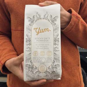 Vegan: Sticky Date Oat Porridge